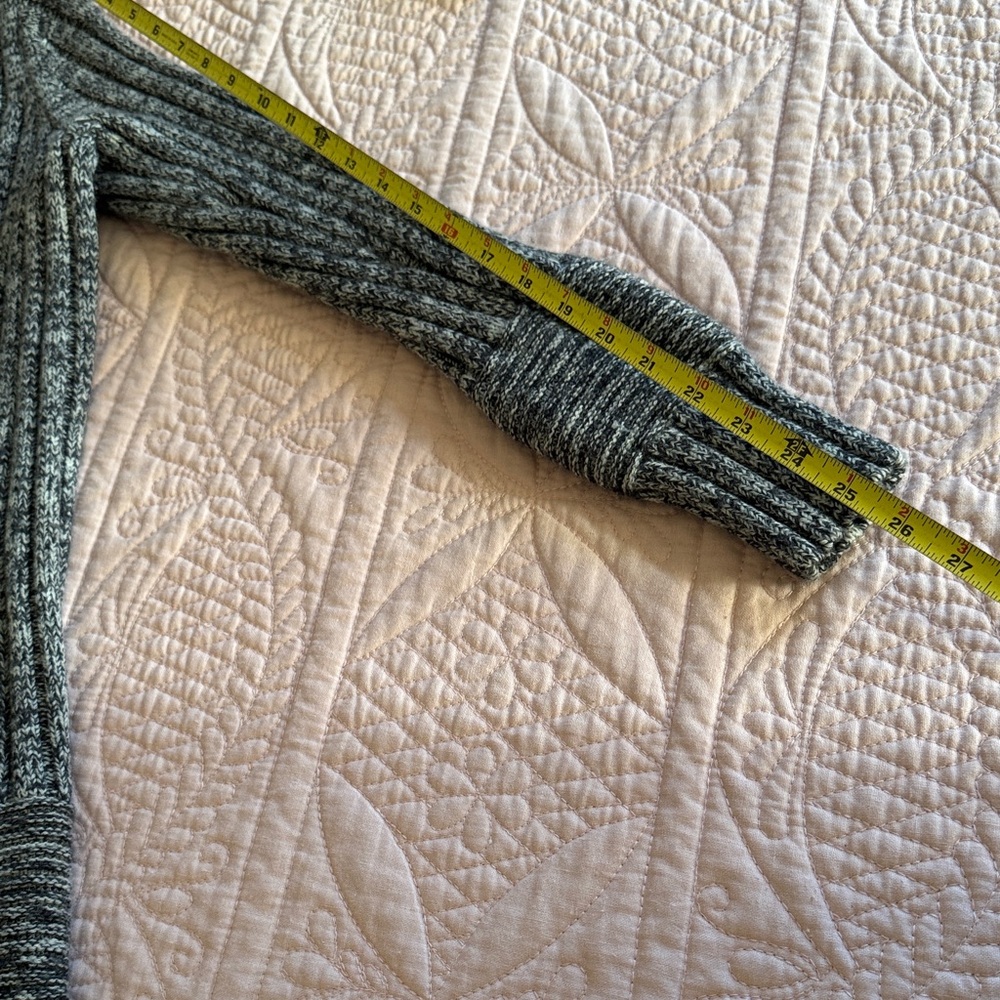 Athleta Charcoal Marled Gray Marino Extra Fine Wool Women's Heavyweight Cardigan - Picture 12 of 12